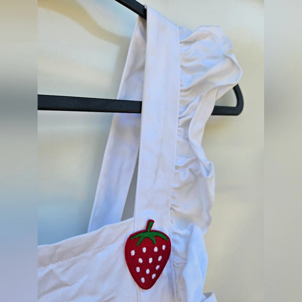 Strawberry Shortcake Costume Apron - Picture 7 of 10